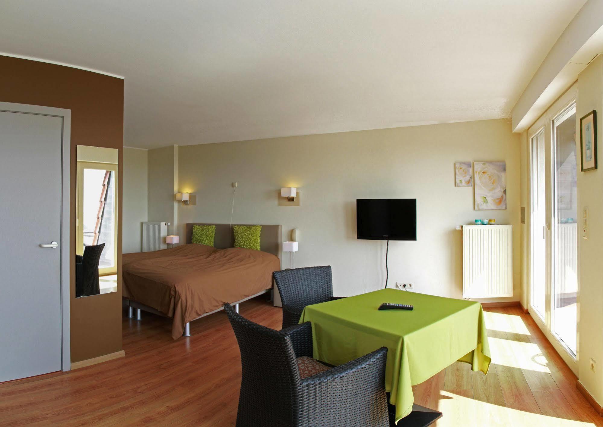 Hotel Belvedere เวสต์เทาเทอร์ ภายนอก รูปภาพ